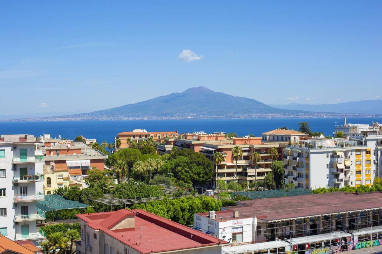 Amore Rentals - Appartamento Cielomare Sorrento Kültér fotó