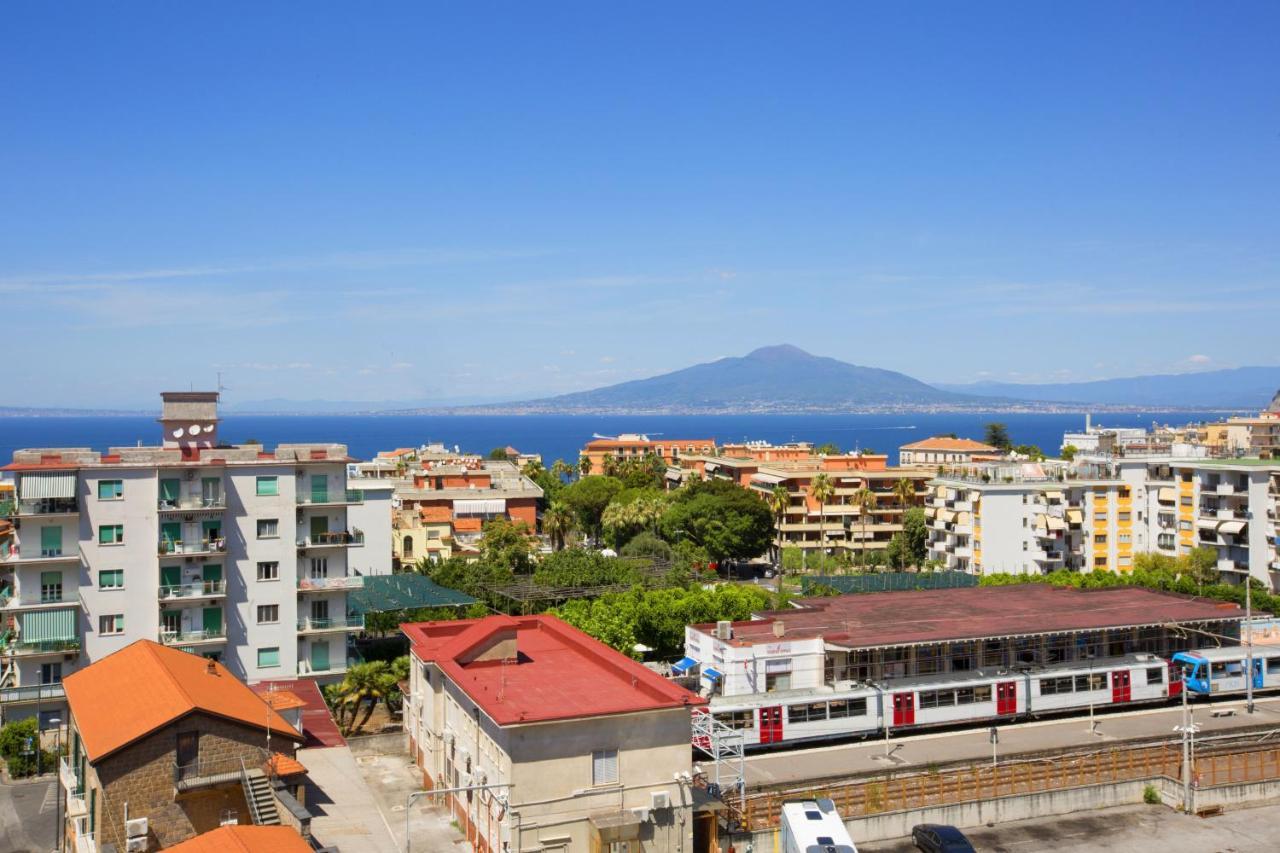 Amore Rentals - Appartamento Cielomare Sorrento Kültér fotó